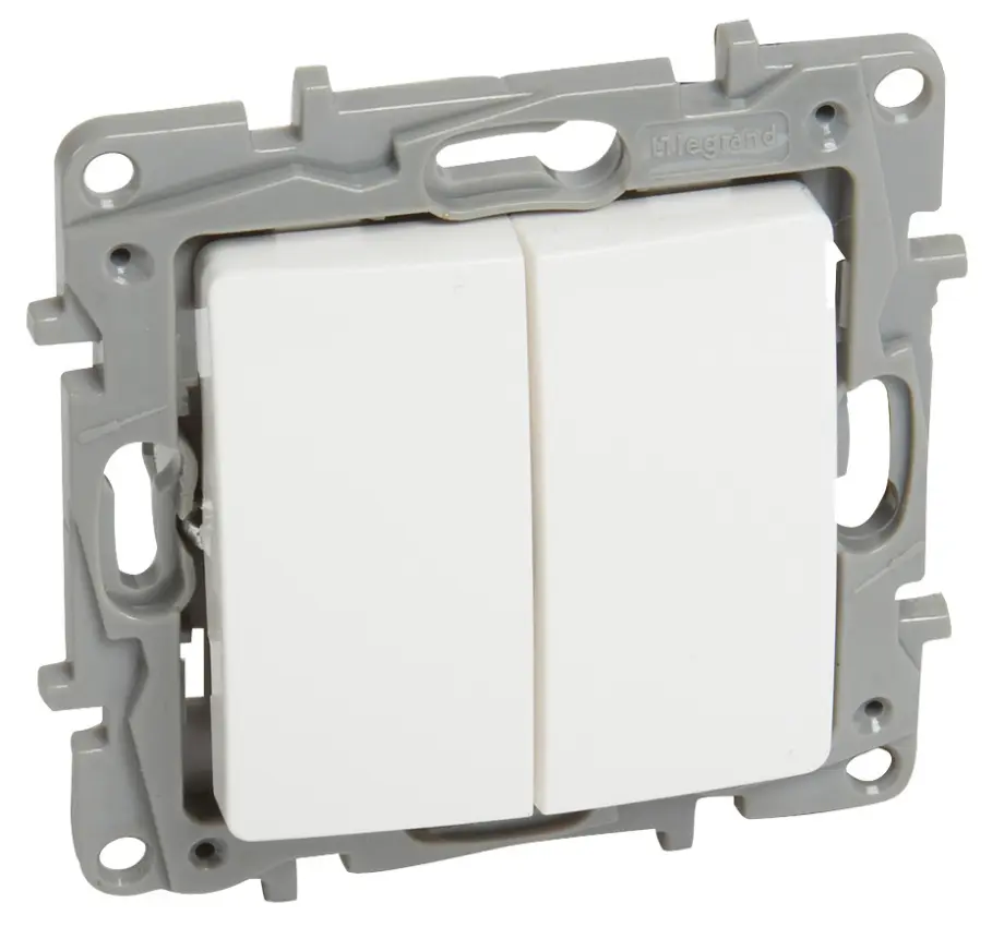 LEG_764502-LEGRAND-1000.jpg