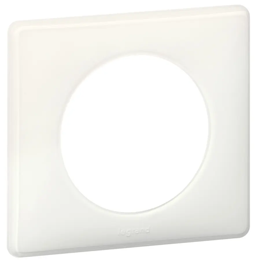 LEG_066631-LEGRAND-1000.jpg